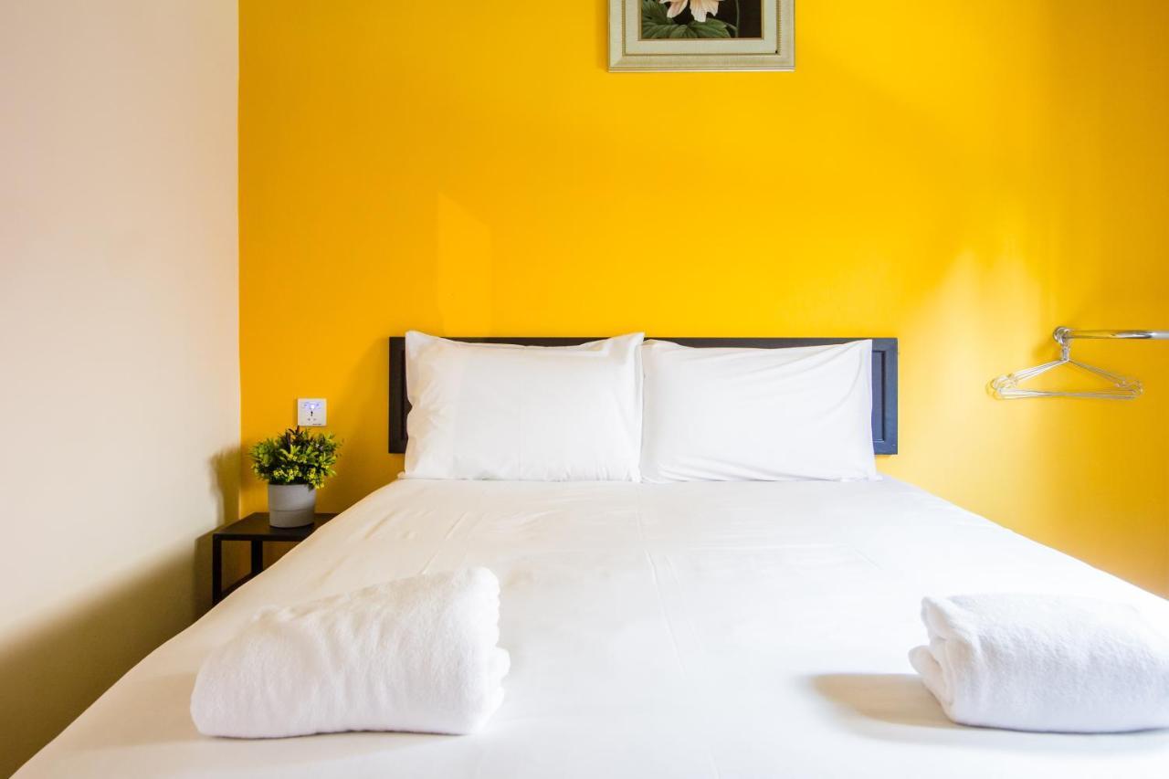 Explore 5Br Gardenhouse Retreats Баттерворт Экстерьер фото